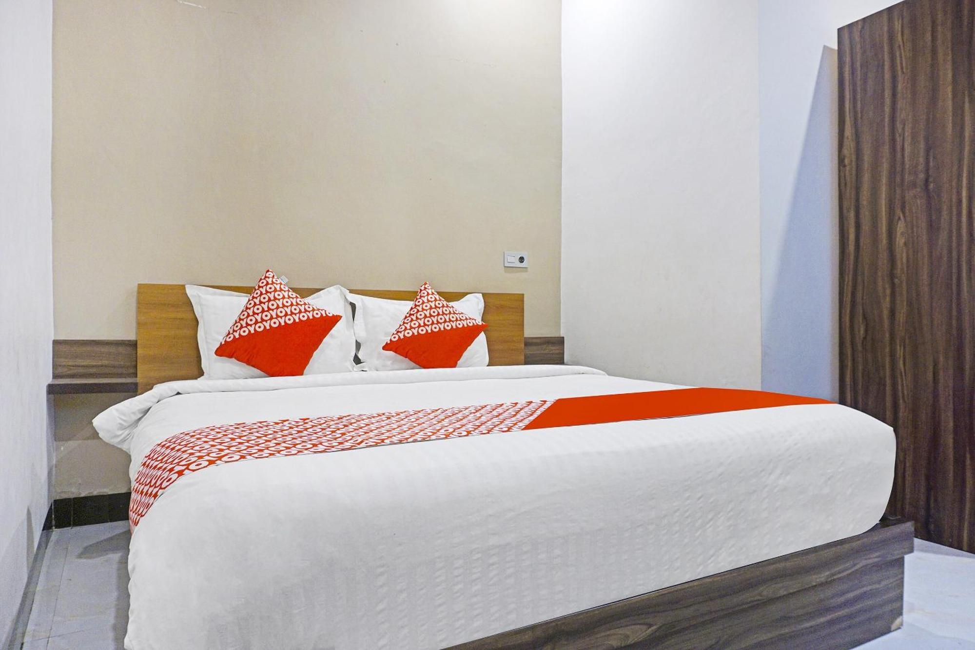 Collection O 91331 Hotel Grand Saota Soppeng Lalabata Exterior photo
