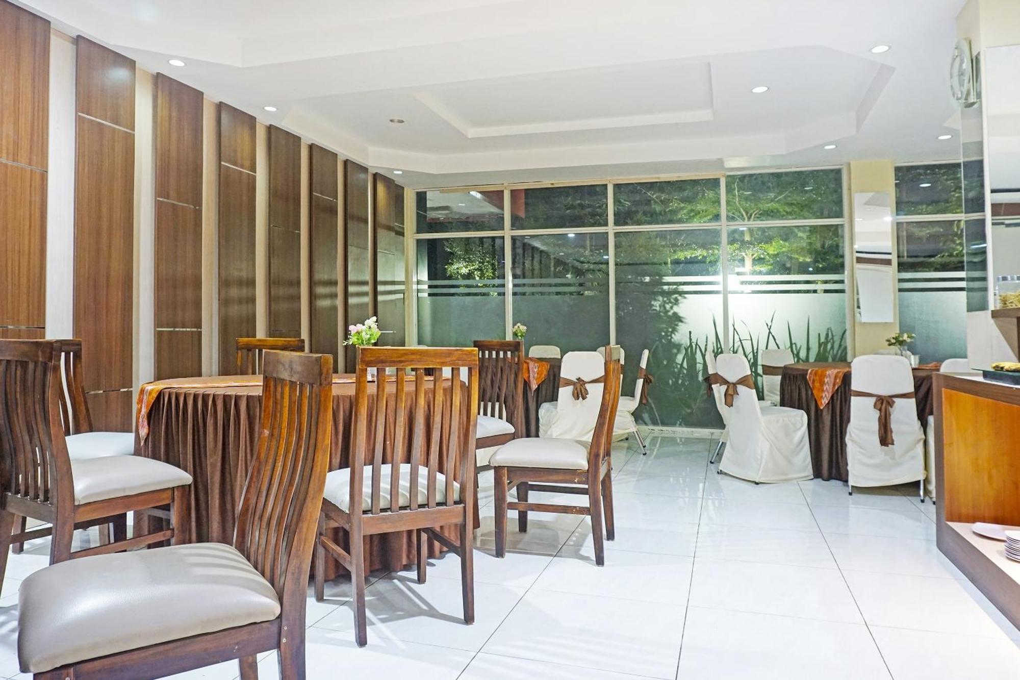 Collection O 91331 Hotel Grand Saota Soppeng Lalabata Exterior photo