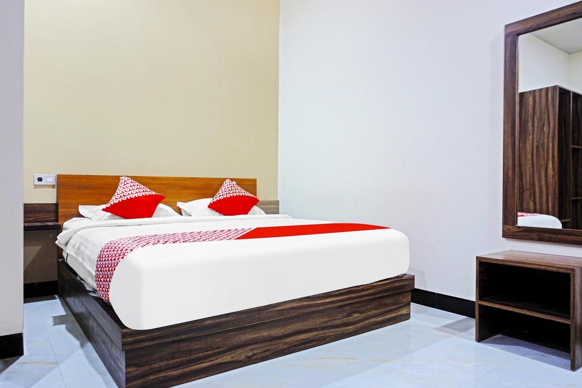 Collection O 91331 Hotel Grand Saota Soppeng Lalabata Exterior photo